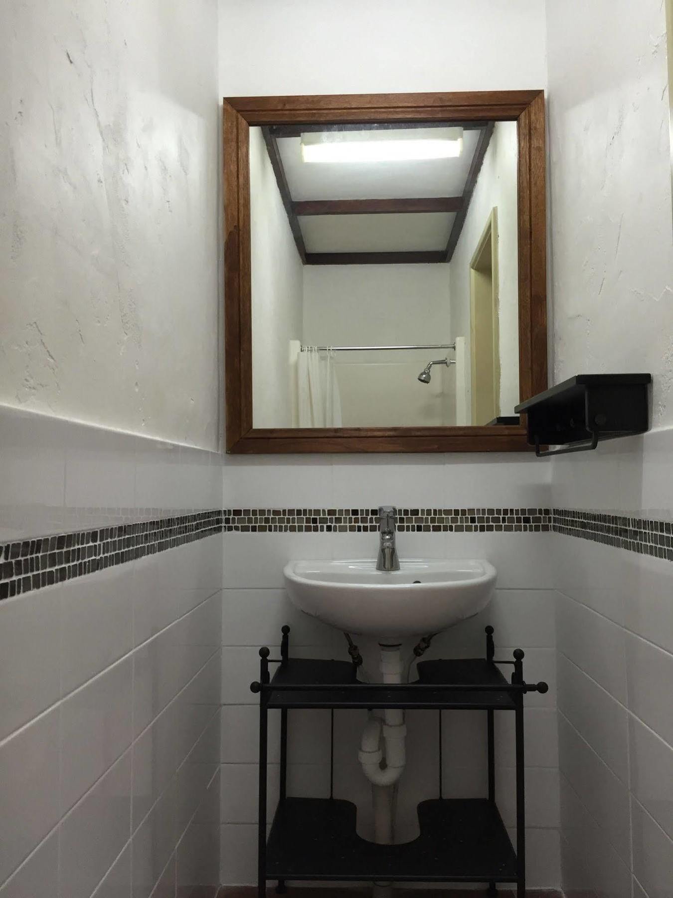 Hay Street Traveller'S Inn Перт Экстерьер фото